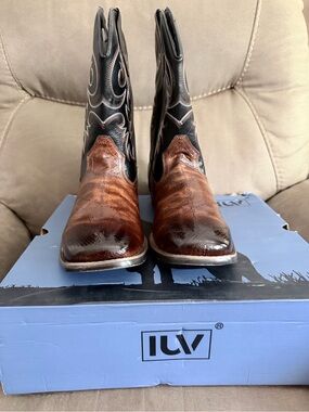 Stylish men's boots